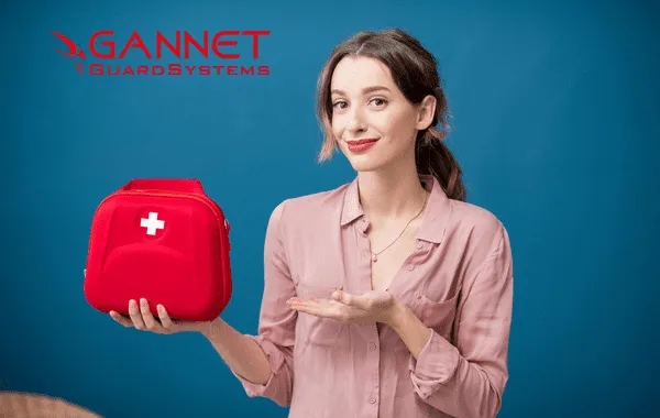 Czym różni się apteczka samochodowa od domowej? Kluczowe różnice