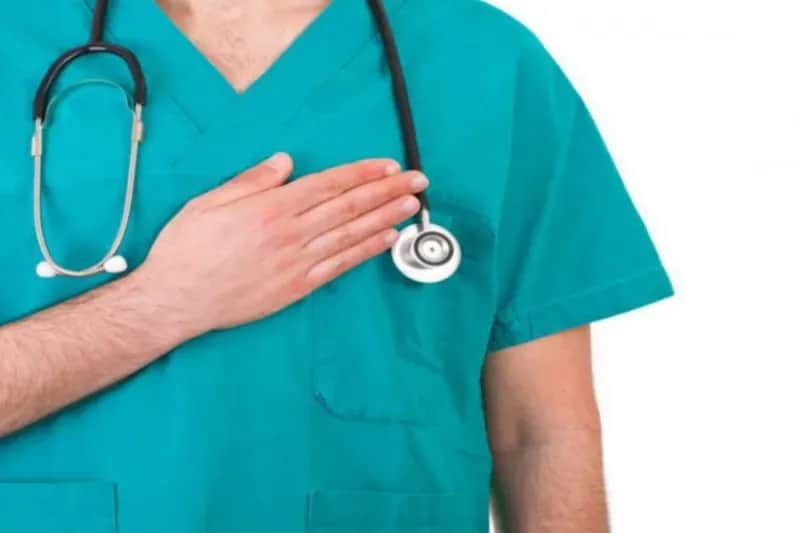 Ile zarabia lekarz na dyżurze w pogotowiu? Zaskakujące fakty o pensjach